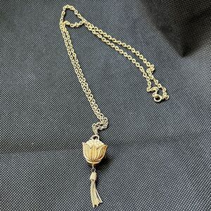 Vintage Bercona‎ Elegant Gold Tulip watch Pendant Necklace